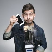 Dom Chambers Brings His Acclaimed Act RanDom To The Melbourne Magic Festival