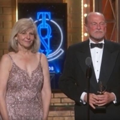 VIDEO: Watch&nbsp;TheatreWorks Silicon Valley Accept 2019 Regional Theatre Tony Award