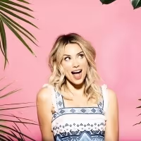 Arielle Vandenberg to Host LOVE ISLAND on CBS