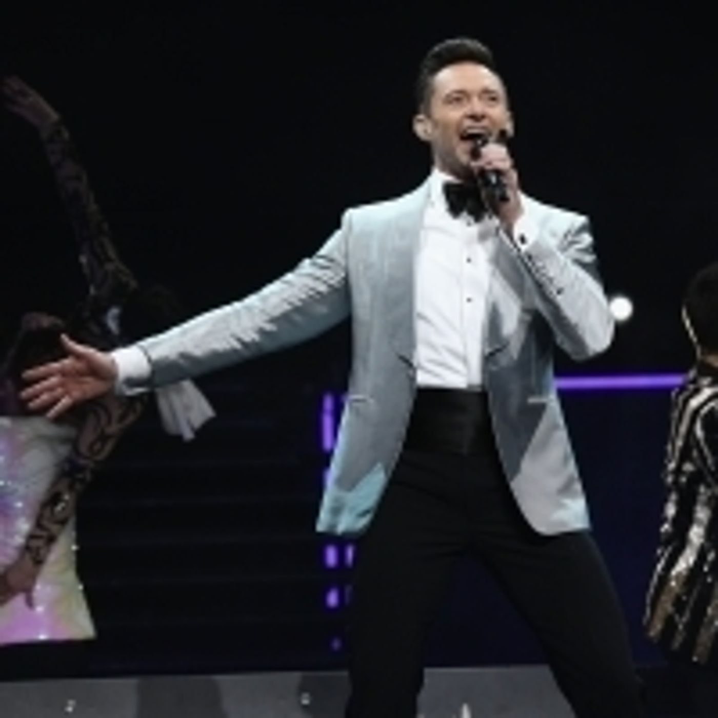 Wake Up With BWW 7/2: Criss Angel Begins Broadway Residency, and More!  Image