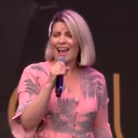 VIDEO: Louise Dearman Performs at West End Live