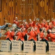 The Glenn Miller Orchestra Arrives In Worthing
