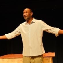BWW Review: Incomparable THE STORYTELLER OF RIVERLEA Immortalizes South African Words