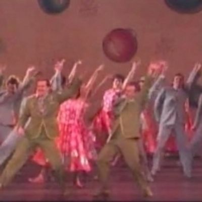 TV: Broadway Beat Sneak Peek at White Christmas