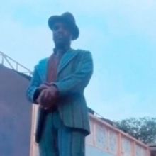 VIDEO: Sharrod Williams Takes Over Instagram at The Muny's Guys and Dolls!