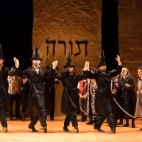 Yiddish FIDDLER ON THE ROOF Will Fill Theatre with Refugees for World Refugee Day