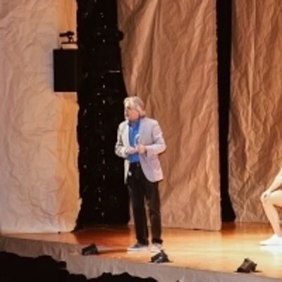 TV: Yiddish FIDDLER ON THE ROOF Welcomes Refugees from Around the World