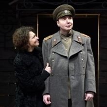 BWW Review: THREE SISTERS, Vaudeville Theatre