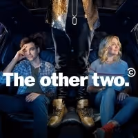Comedy Central Unlocks First Season of THE OTHER TWO for Two Weeks Only