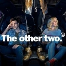 Comedy Central Unlocks First Season of THE OTHER TWO for Two Weeks Only