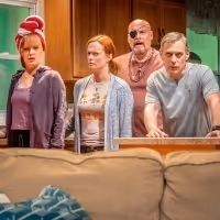 BWW Review: THE WAKE at Premiere Stages is an Outstanding Family Drama