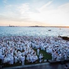 Broadway Stars Perform at DINER EN BLANC 7/17