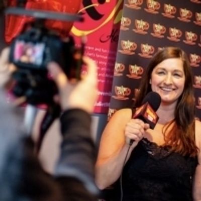 BWW VIDEO: Watch Rachel Tucker Perform At The Opening of the New Theatre Cafe