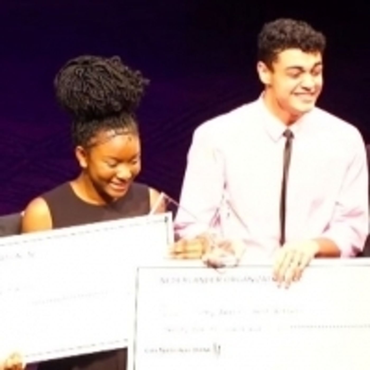 Wake Up With BWW 6/26: THE PROM Film Casting, and More!  Image