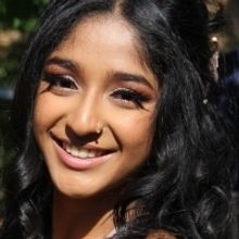 Newcomver Maitreyi Ramakrishnan Cast as Lead in Mindy Kaling's Netflix Comedy Series