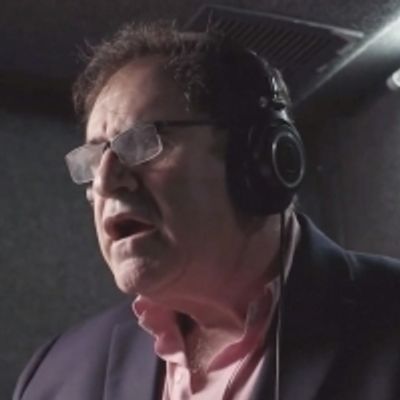 VIDEO: Richard Kind Records Ad Spot for TOOTSIE