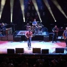 HOOTIE AND THE BLOWFISH to Jam Out at Walmart AMP