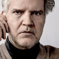 Lloyd Cole Reveals Video For VIOLINS
