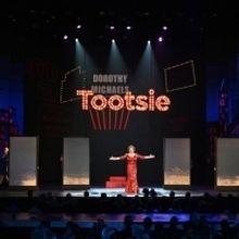 VIDEO: The Cast Of TOOTSIE Performs 'Unstoppable' at the 2019 TONYS