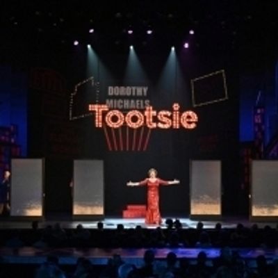 VIDEO: The Cast Of TOOTSIE Performs 'Unstoppable' at the 2019 TONYS
