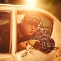 Luke Combs Extends 'Beer Never Broke My Heart' Fall Tour