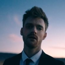 Finneas Debuts Official Music Video For 'I Lost A Friend'