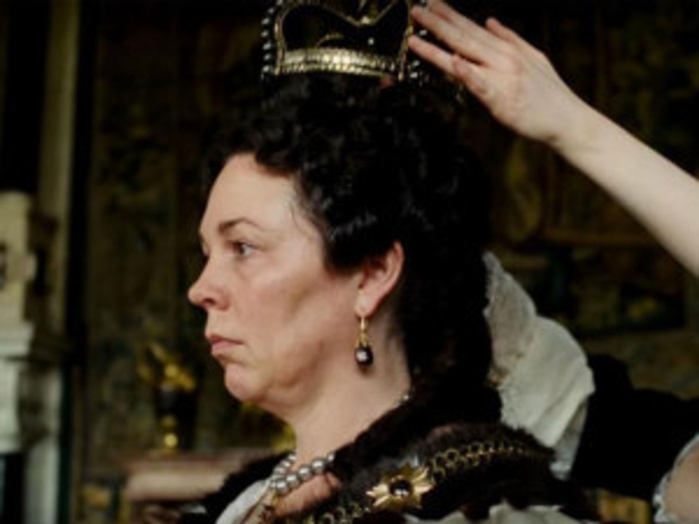 Olivia Colman, Simon Russell Beale, Cush Jumbo & More in Queen's Birthday Honours List  Image