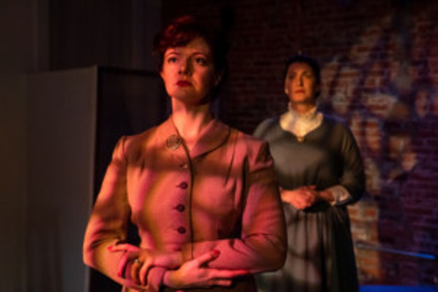 Review: GWEN AND IDA: THE OBJECT IS OF NO IMPORTANCE at Nu Sass At Caos On F  Image