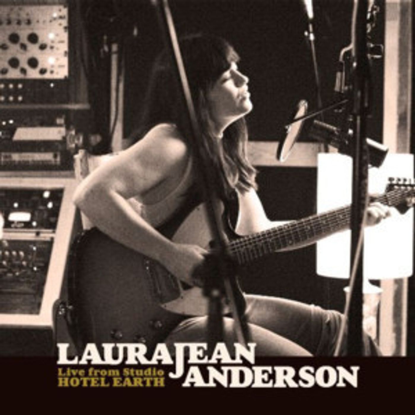 Laura Jean Anderson Debuts New White Stripes Cover Alongside Live EP, Out Now  Image