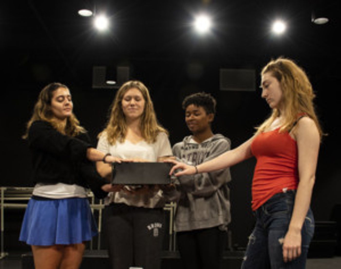 Review: A Blast to the Past in THE SHOEBOX  Image