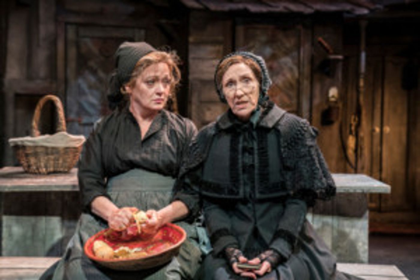 Review: FIDDLER ON THE ROOF, Playhouse Theatre  Image