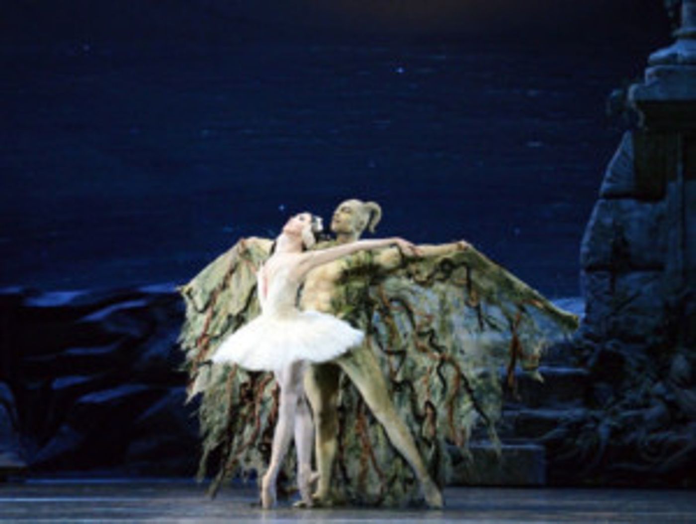 Review: American Ballet Theatre's SWAN LAKE  Image