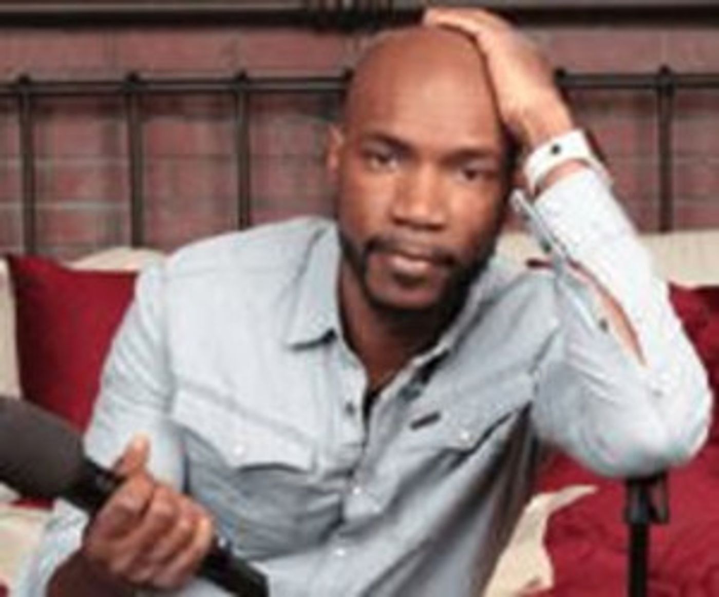 Ian Edwards Stars In All New Comedy Central Hour Special BILL BURR PRESENTS IANTALK: IDEAS NOT WORTH SPREADING  Image