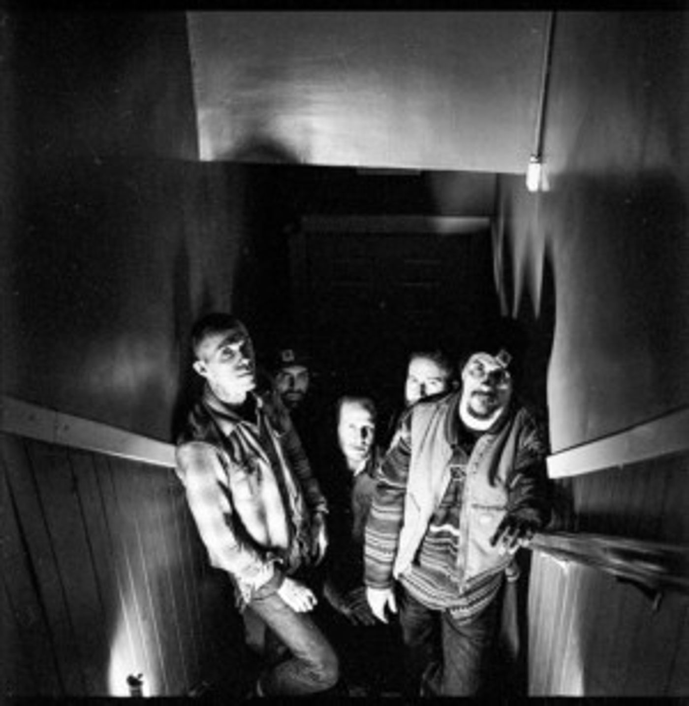 Wear Your Wounds Unveil RAINBOW FADES In Advance Of New LP  Image