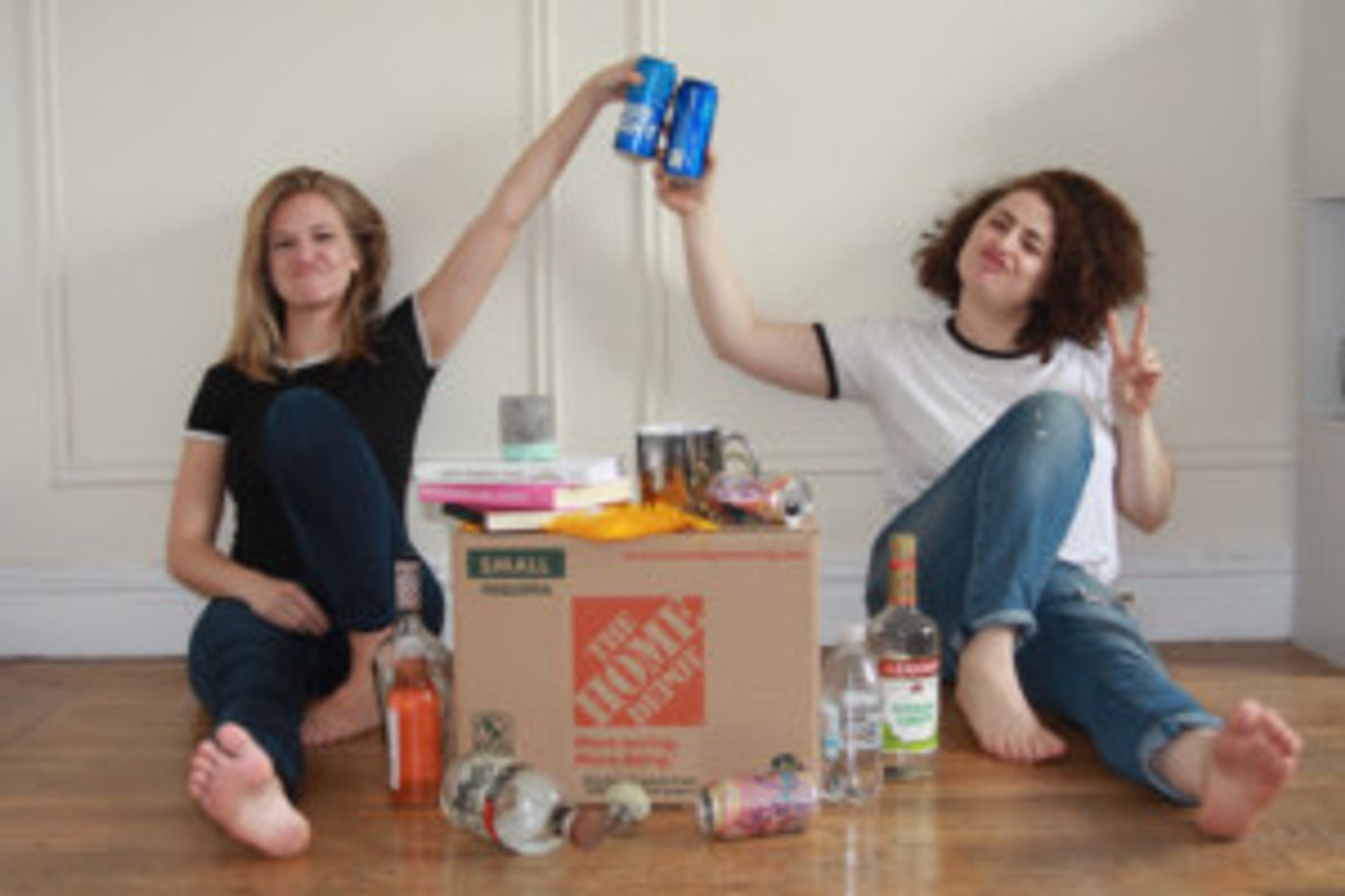 Interview: CODEPENDENTs Journey to Fringe of Friendship and Sisterhood with Kelly Hubbell  Image