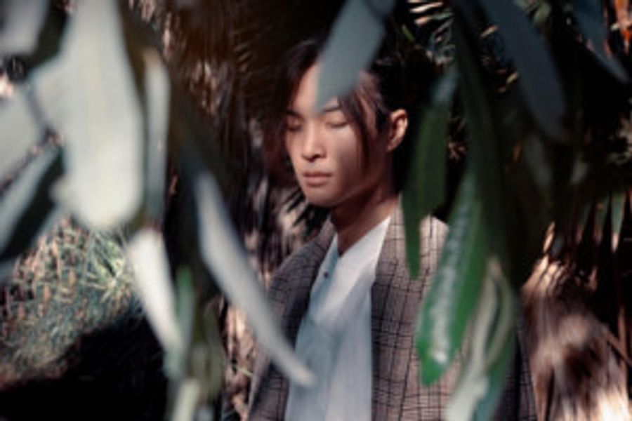 Singer-Songwriter Artist NIve Releases New Music Video For LIBERATED Image