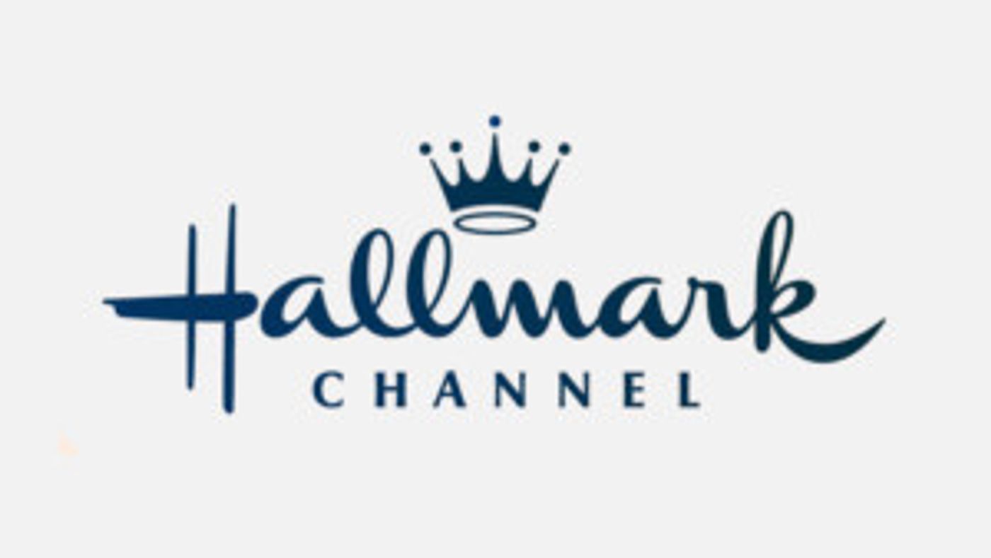 Hallmark Channel Starts Production on CHRISTMAS AT DOLLYWOOD  Image