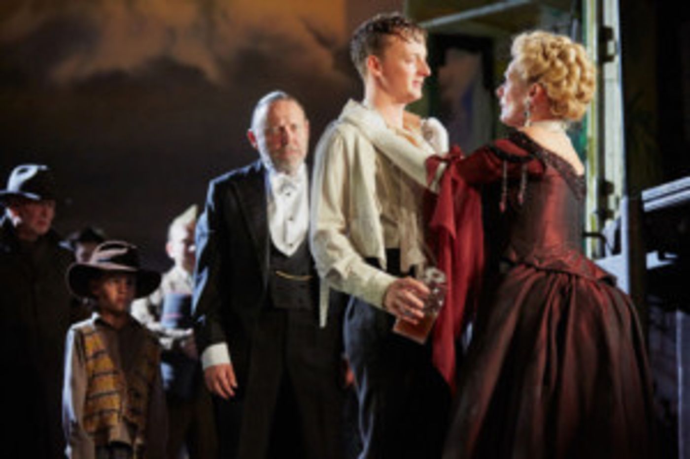 Casting Announced For Stephen Daldry's Production Of AN INSPECTOR CALLS  Image