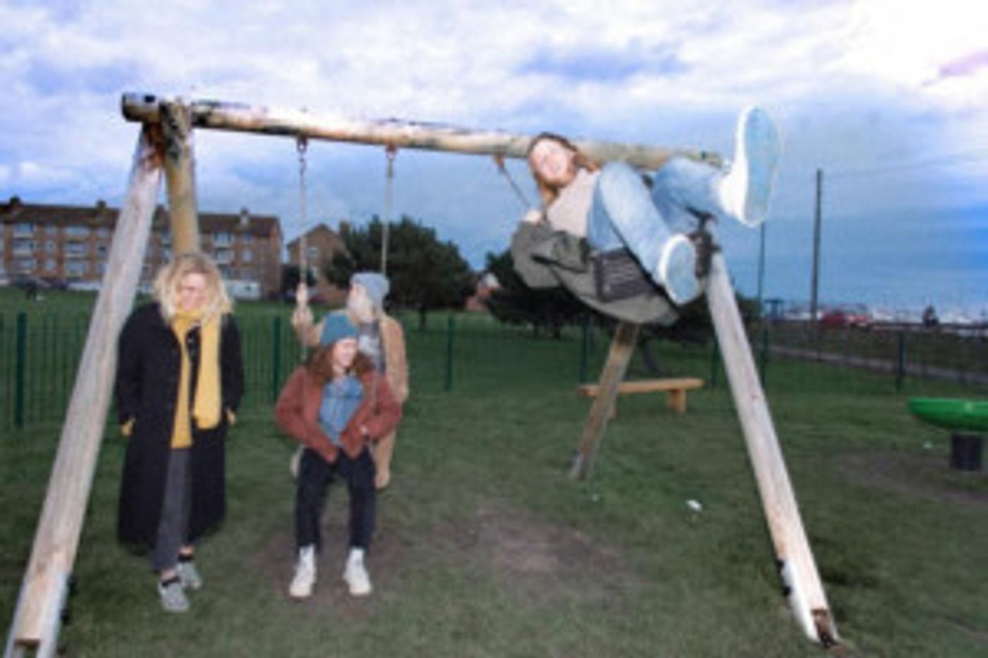 Penelope Isles Releases UNTIL THE TIDE CREEPS IN Today  Image