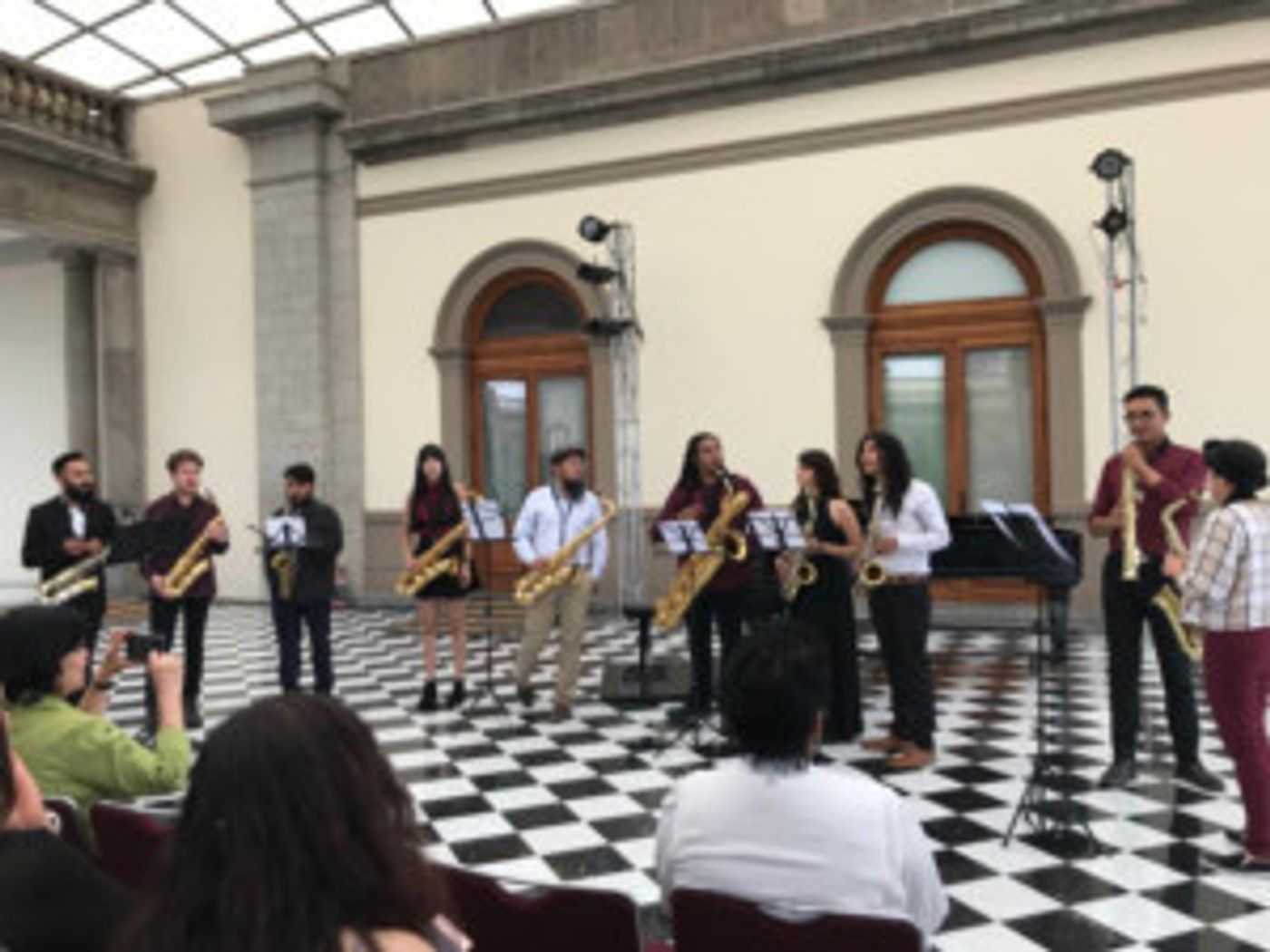 Música E Historia En La Gala De Saxofón Ofrecieron Alumnos Del INBAL En El Castillo De Chapultepec  Image