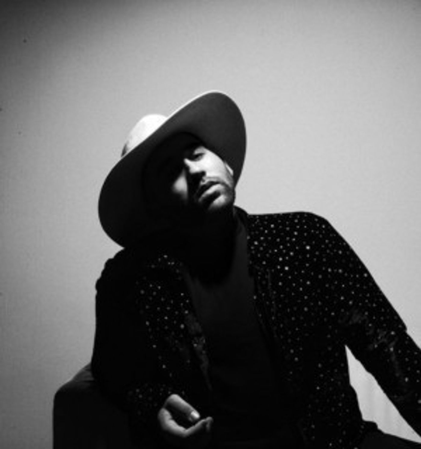 Parson James Returns With Powerful New Song 'Minute' Out Now  Image