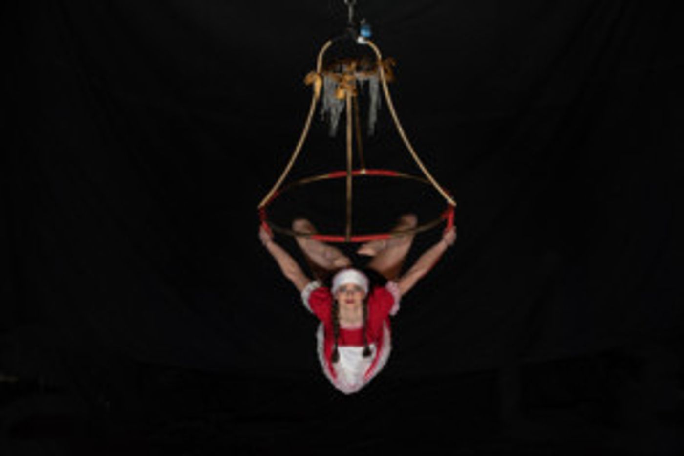 Hotel Paradiso Mixes Circus, Theatre And Slapstick At The Fringe  Image