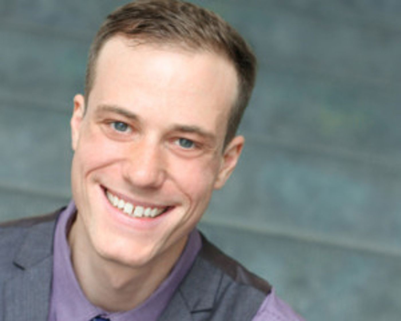 Raven Theatre Names Cole Von Glahn Artistic Producer  Image