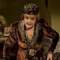 Review - Blithe Spirit and Early To Bed