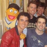 Photo Flash: Kevin Jonas Visits AVENUE Q