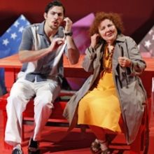 BWW Reviews: HAVANA JOURNAL, 2004