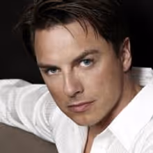 COMING UP ON BWW:UK - John Barrowman