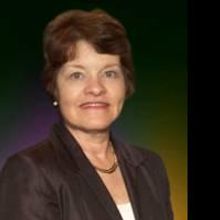 Mary Becht Receives Ray Hanley Innovation Award 
