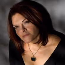 Rosanne Cash Launches St. Ann's Warehouse's 30th Anniversary Season Tonight, 10/9