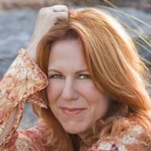 Victoria Shaw Goes Solo at Birdland on August 10 in "Under the Covers...Alone and…